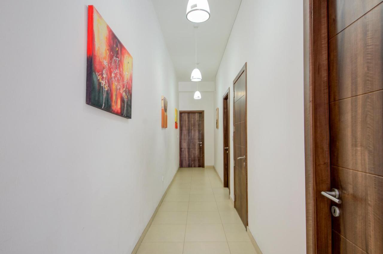 St Julians 2 Bedroom Apartment With Commanding Seaviews By Shortletsmalta San Ġiljan Buitenkant foto